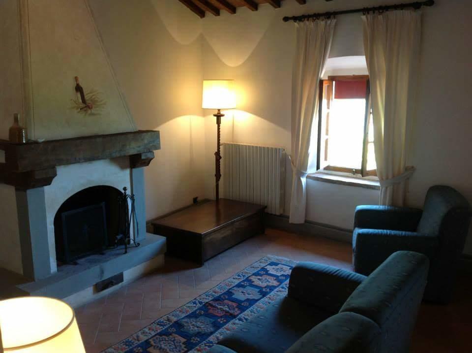 Castello Di Tavolese Hotel Черталдо Екстериор снимка