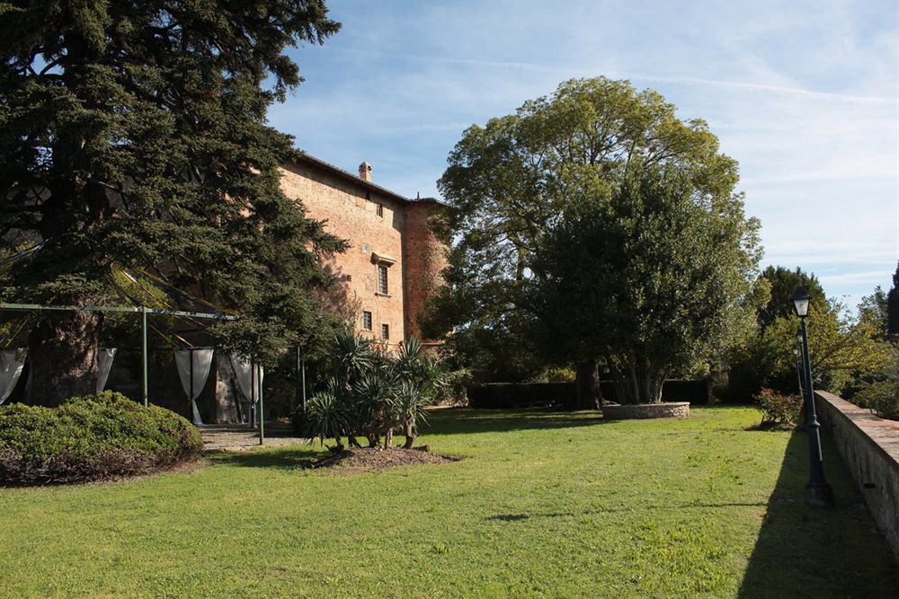 Castello Di Tavolese Hotel Черталдо Екстериор снимка